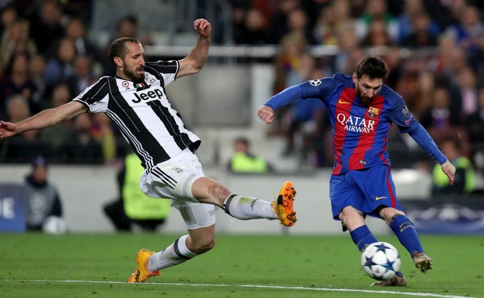 goorgio-kielini-vs-messi.jpg