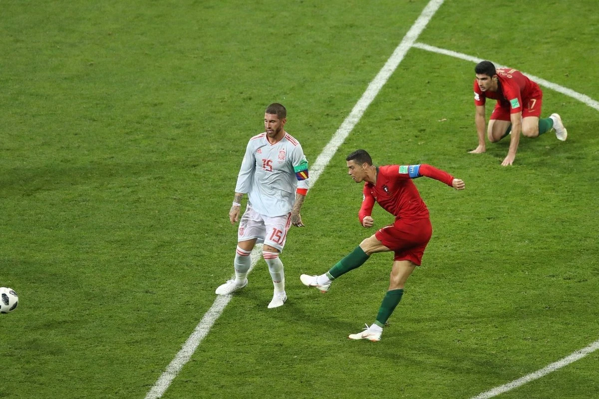 serxio-ramos-vs-cristiano.jpg