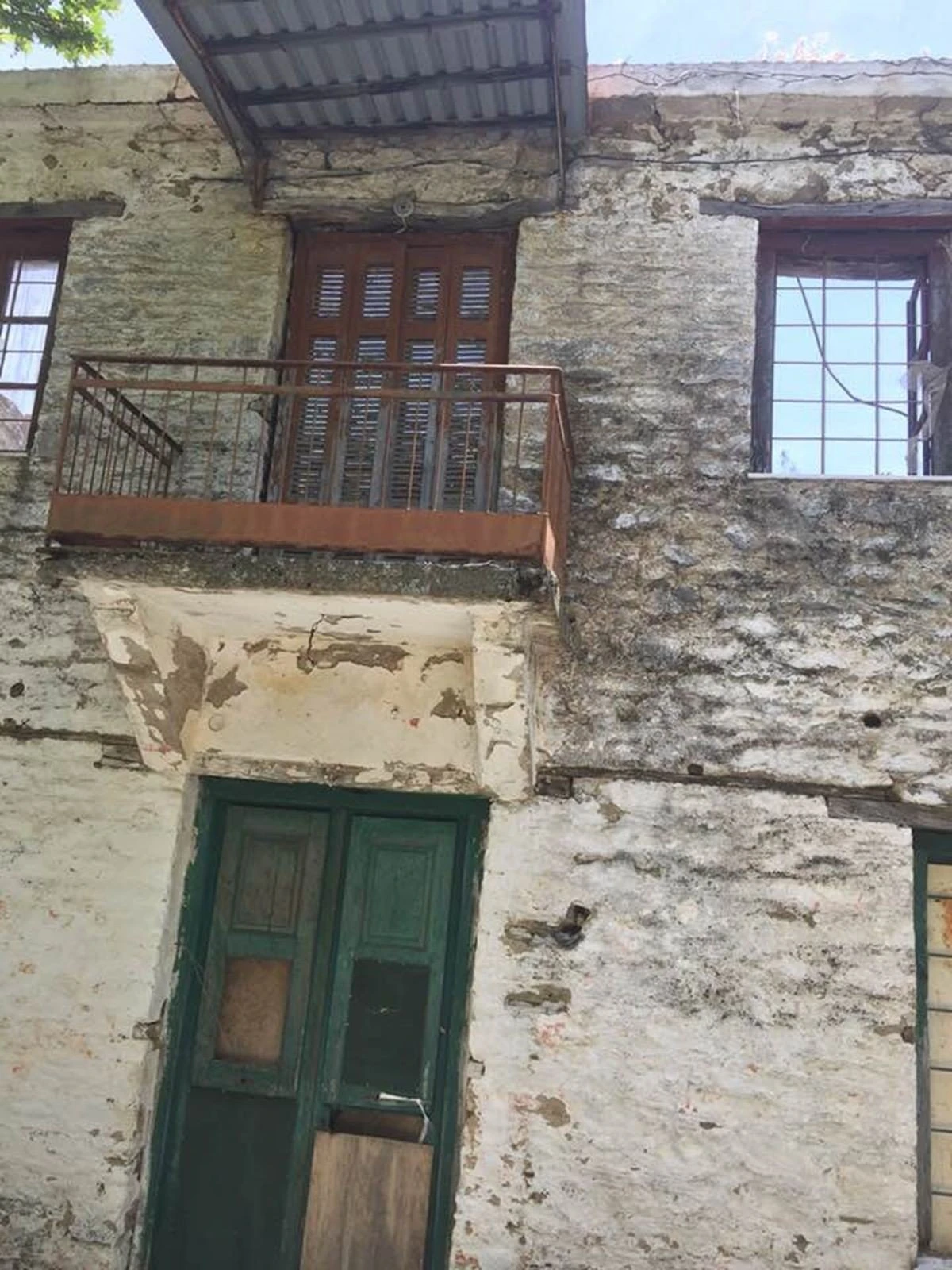 8-spiti-gewrgouli.jpg