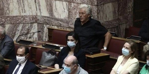 maska-vouli.jpg