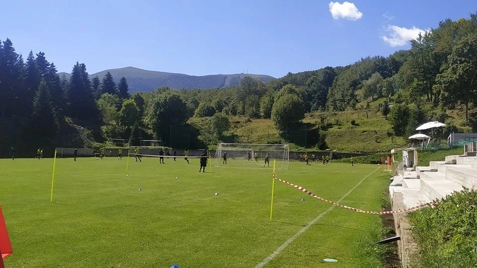 aris1908202.jpg