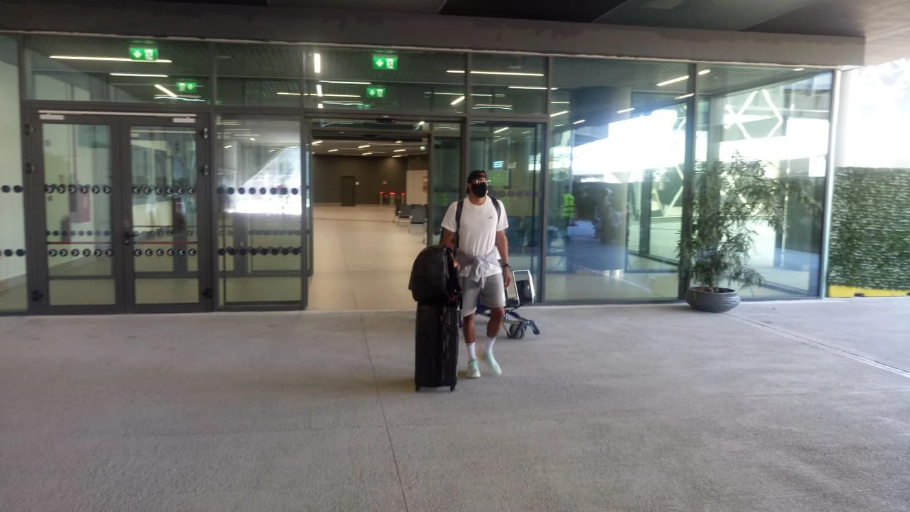 love-griffin-aerodromio-paok-5.jpg