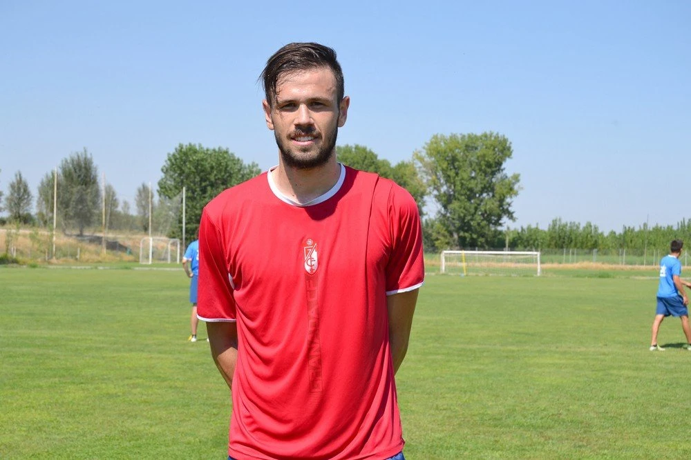 bougaidis-granada-hz9nV.jpg