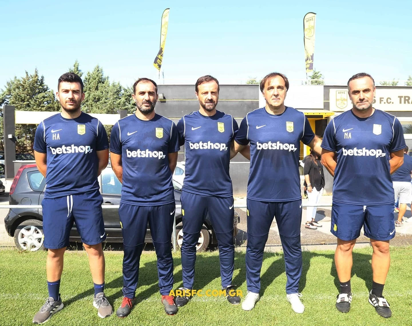 mantzios4.jpg