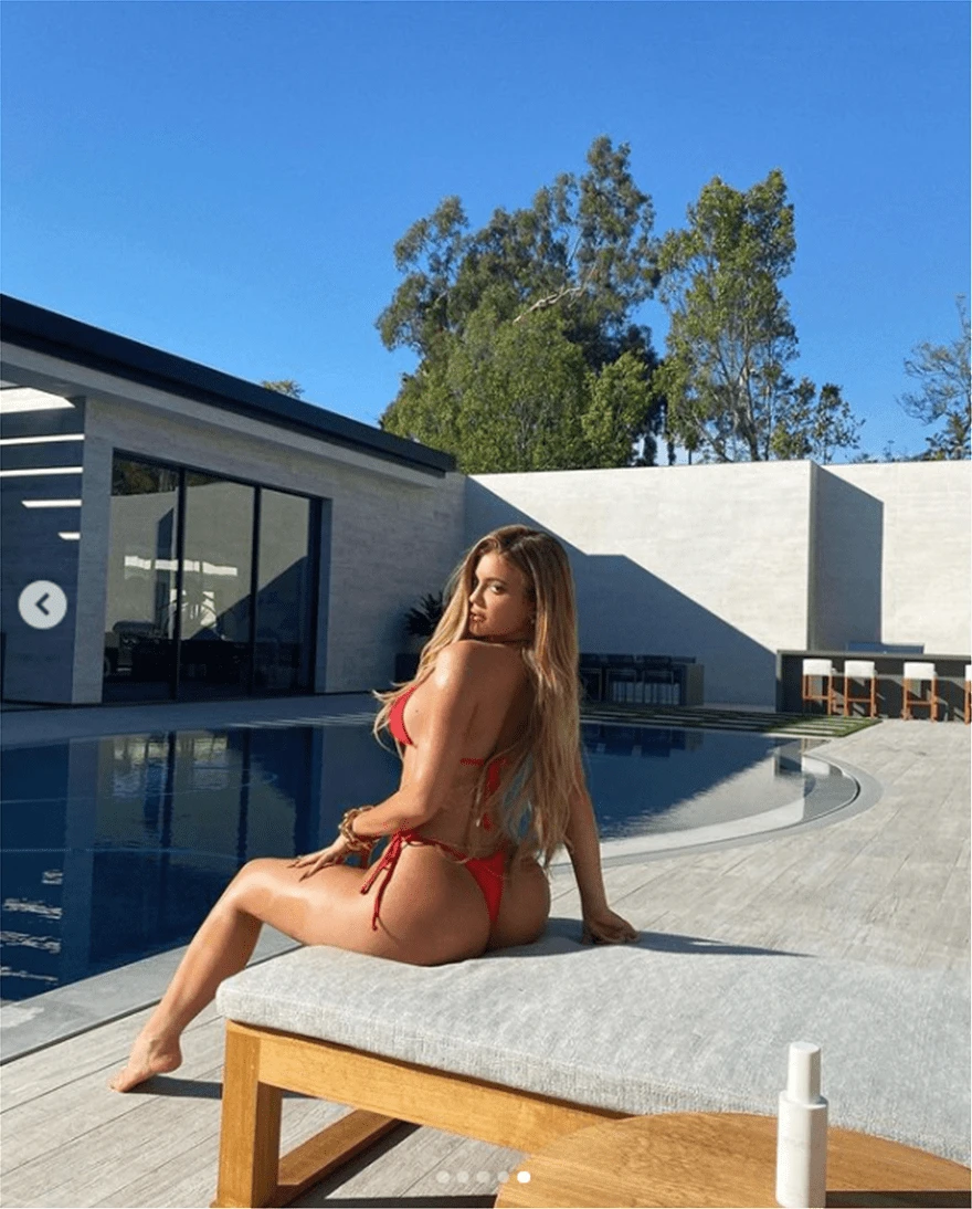 kylie-jenner4.png