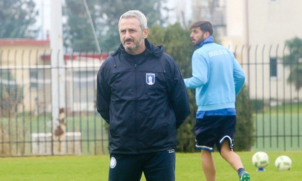 mpaksevanos.jpg