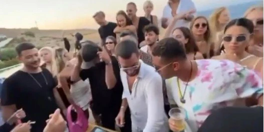 mykonos-1.jpg