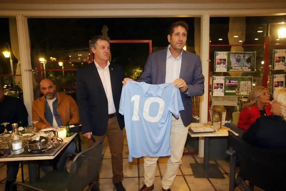 maradona-3.jpg