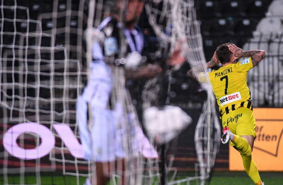 mancini-aris.jpg