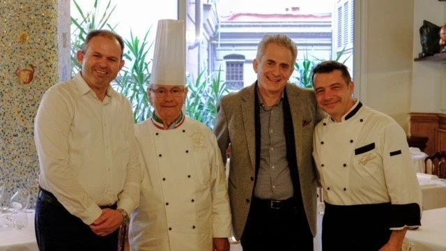 belloni-family-with-mrpapadakis.jpg