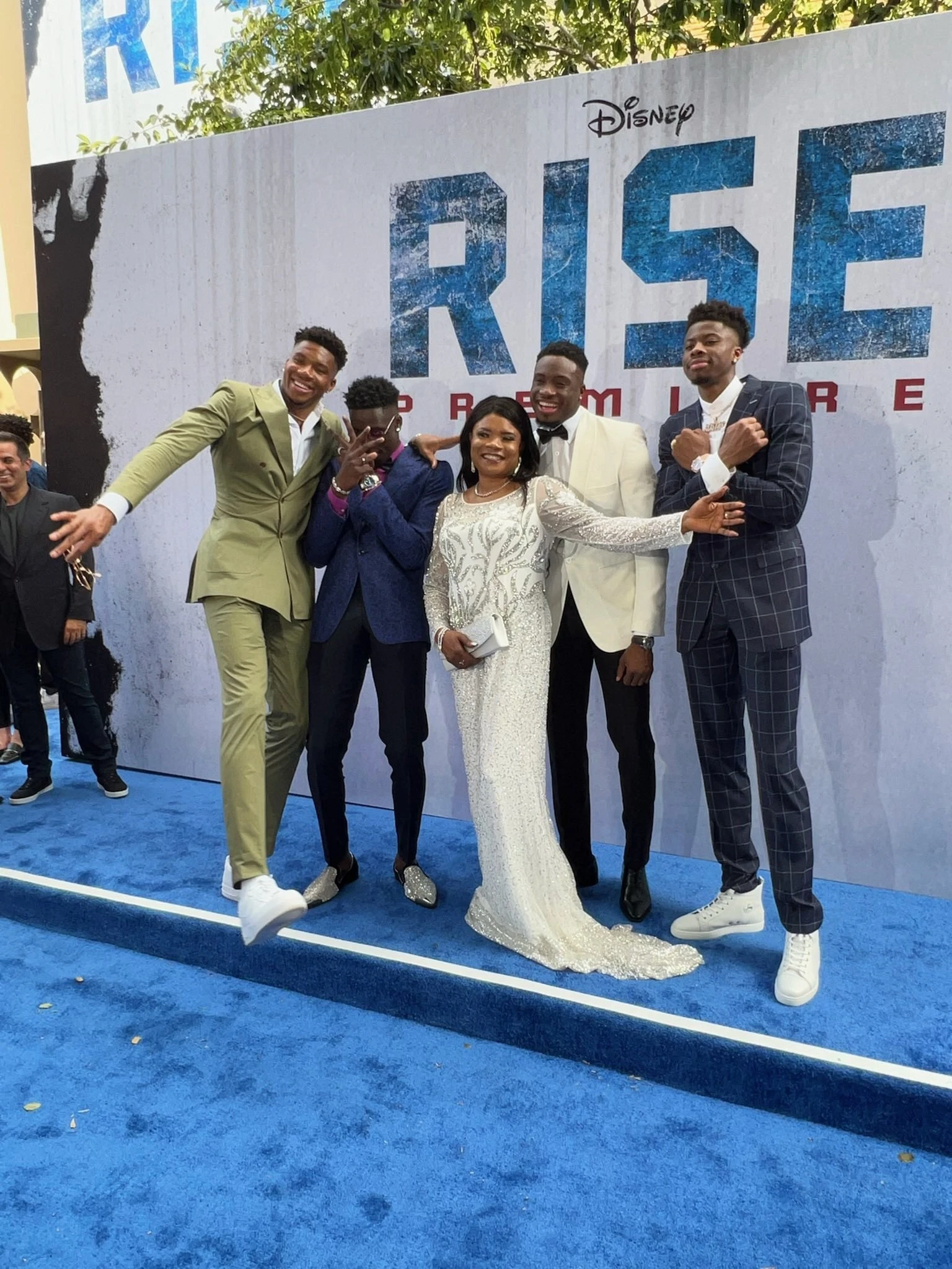 antetokounbros.jpg