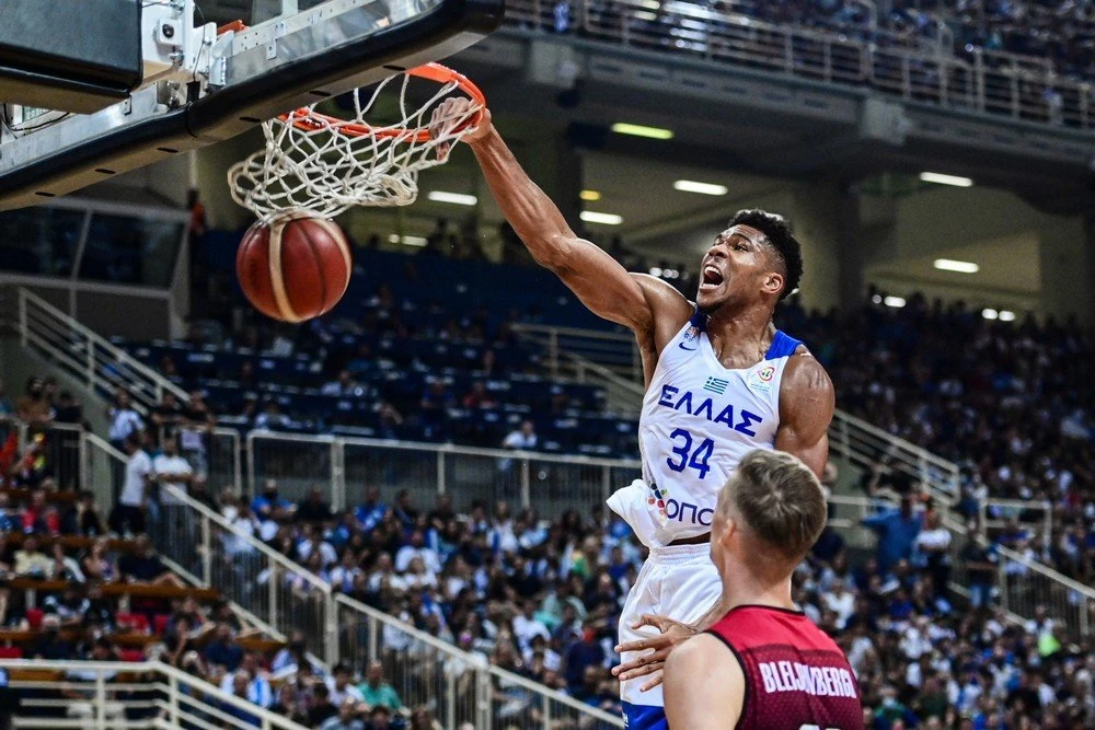 giannis.jpg