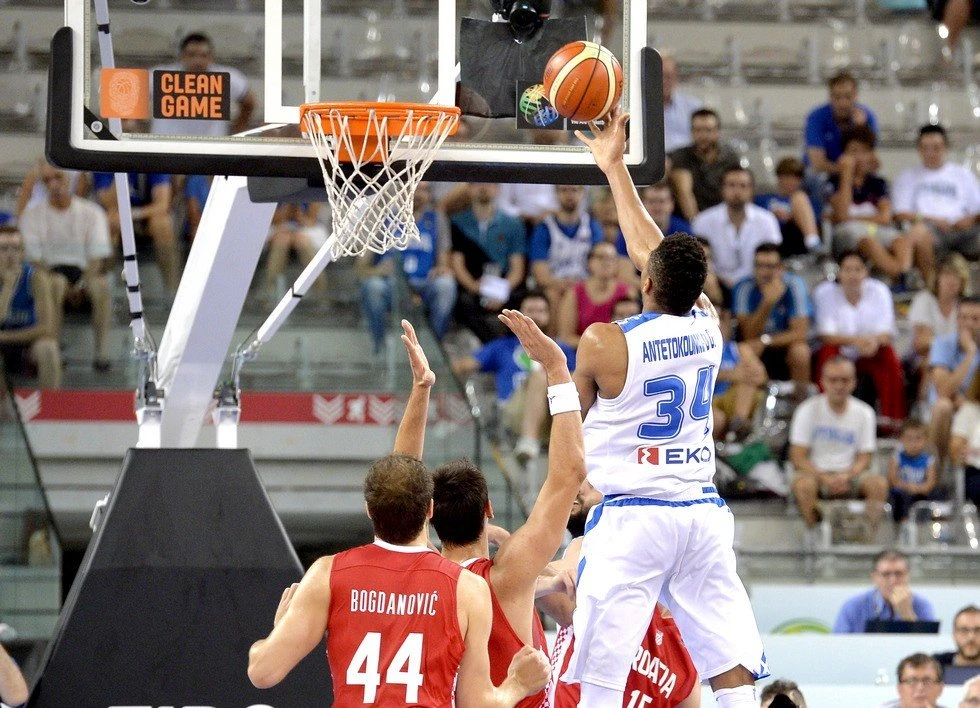 giannis-vs-croatia2016.jpg