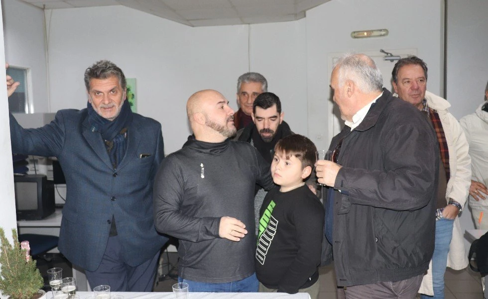 3-NuILQ.jpg