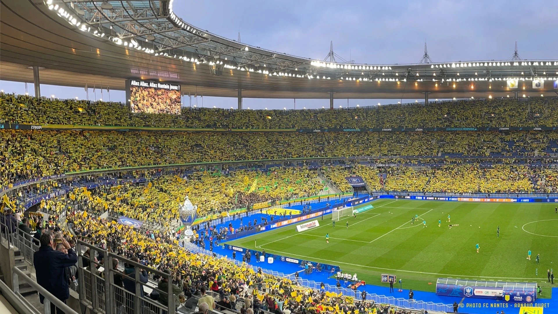 nantes-fans.jpg