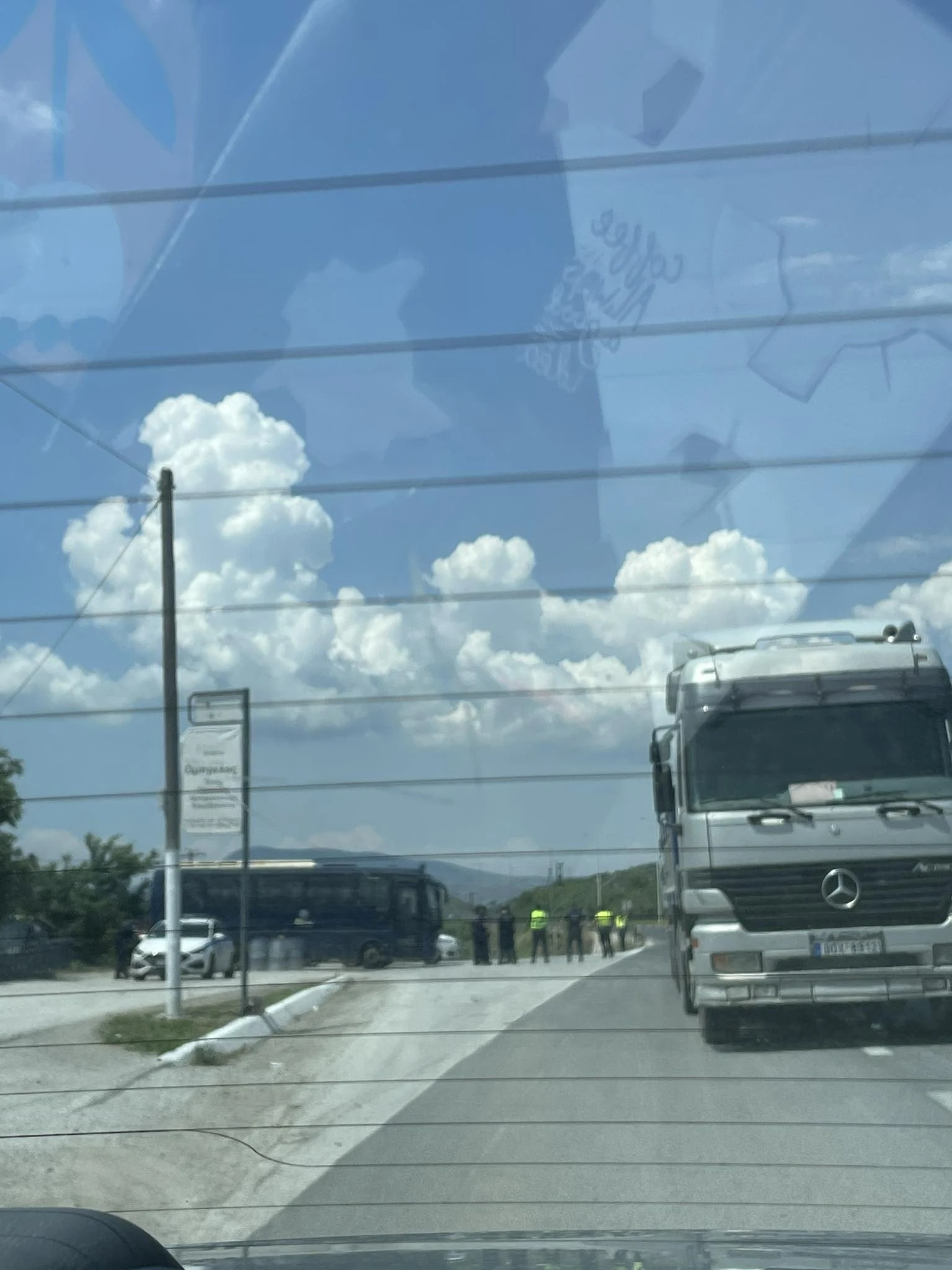 tounel-katapinei-autokinita-2-QAdLs.jpg