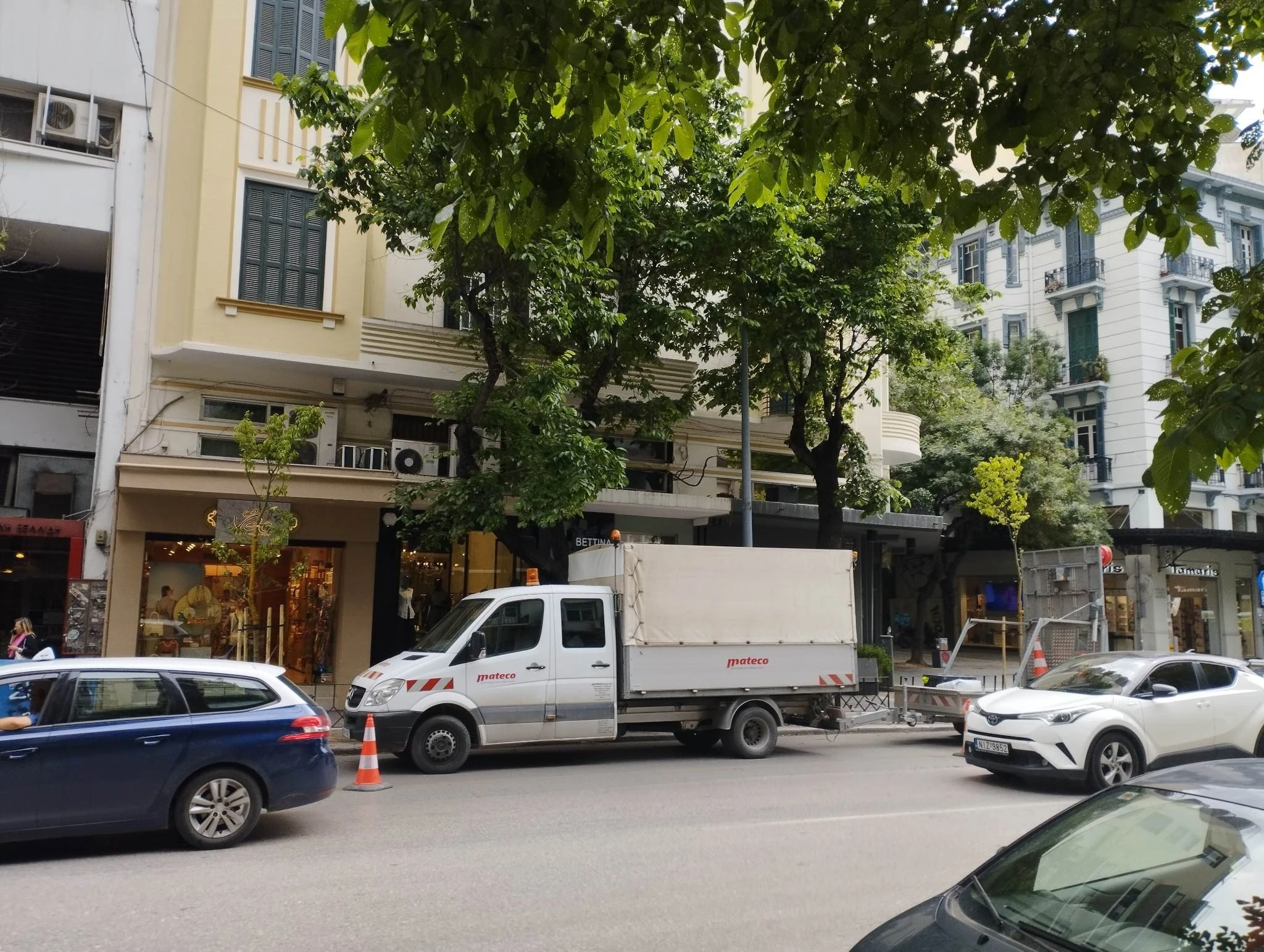 1-zqe8p.jpg