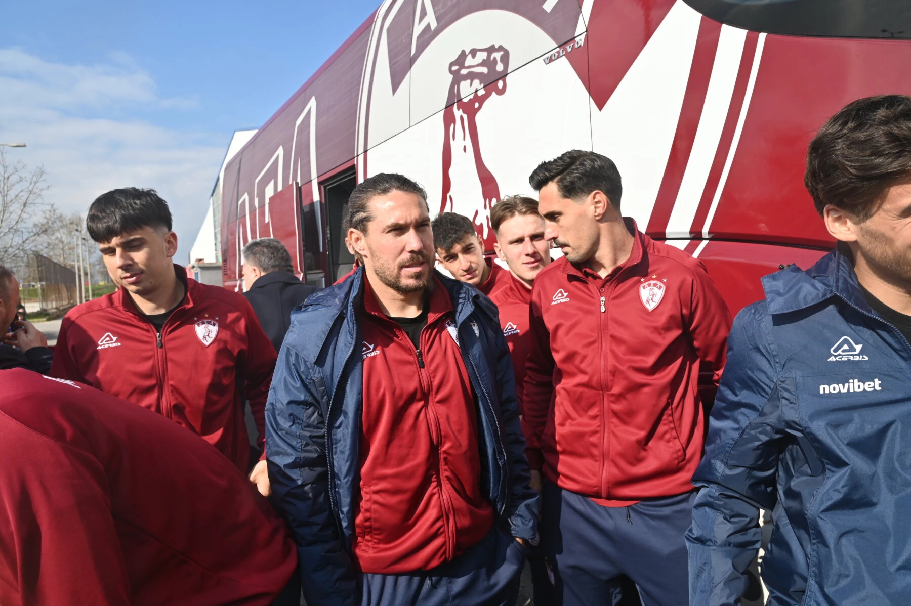 paiktes-ael.jpg