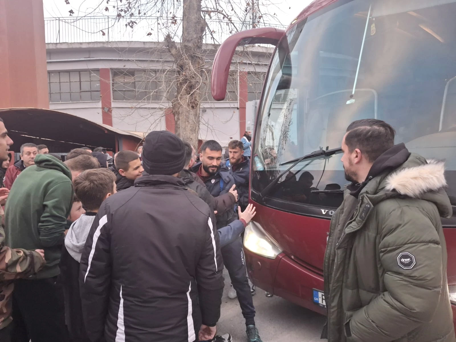 epistrofi-ael.jpg