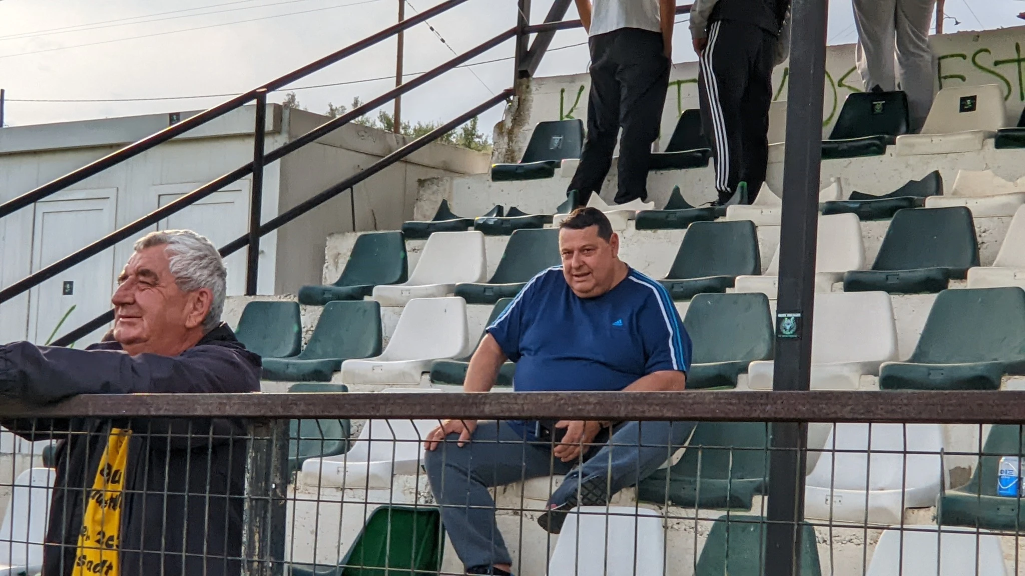 5-FkF52.jpg