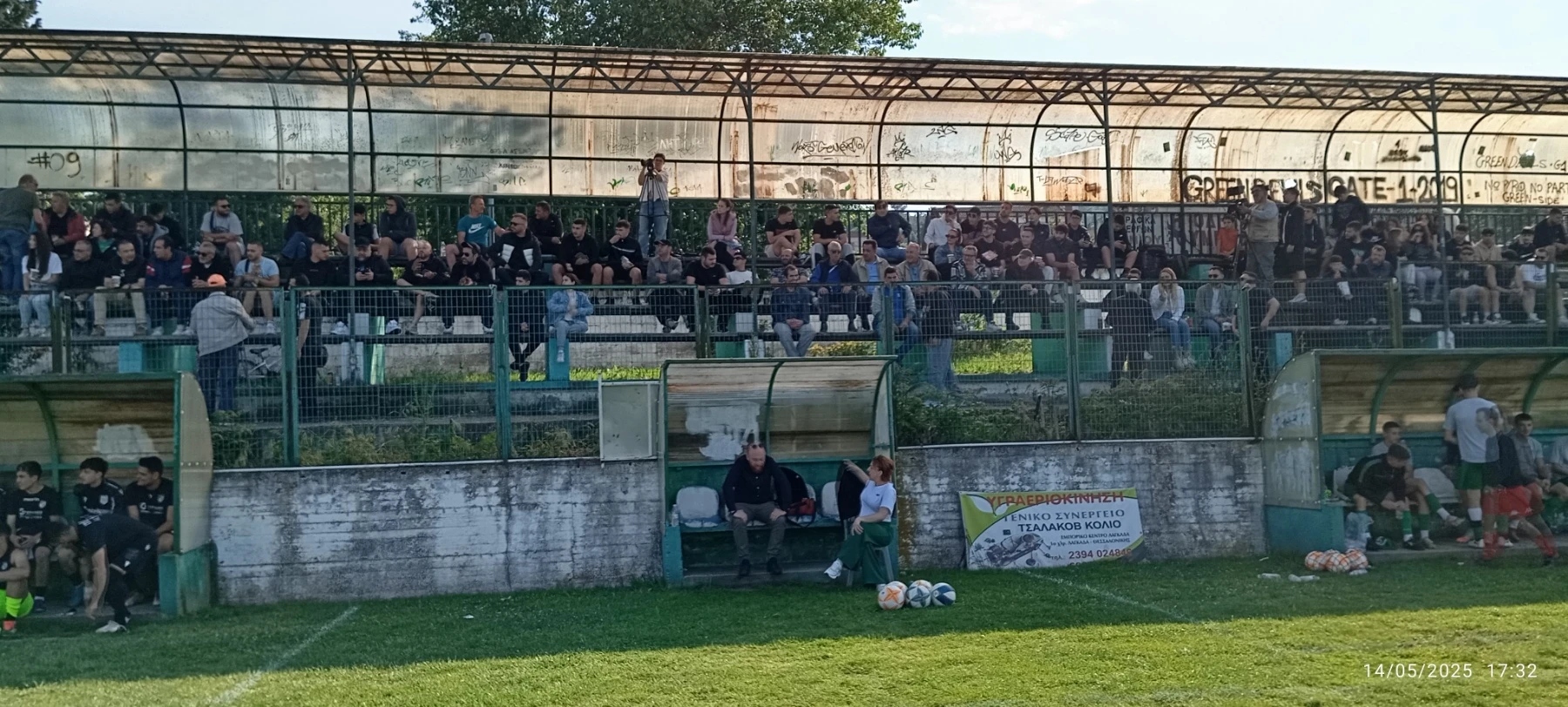 7-XNGea.jpg