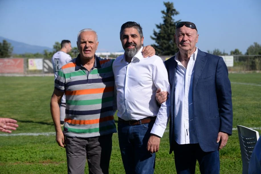 stratzalis-papas-kempapis.JPG
