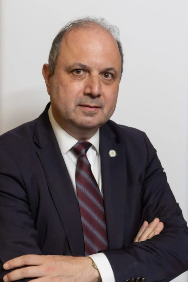 anastasiadis-auth.jpg