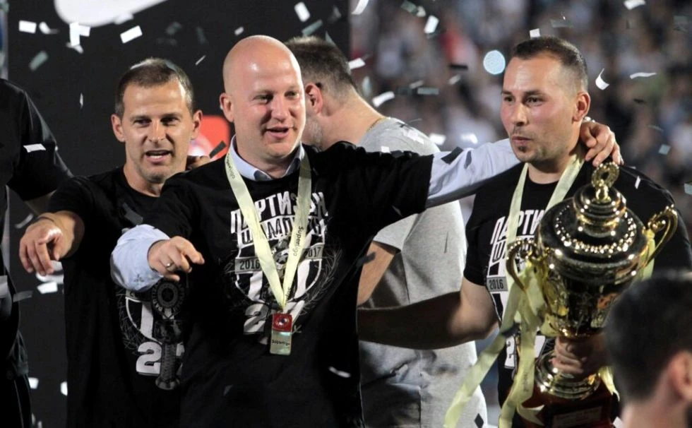 nikolic-GQNLf.jpg