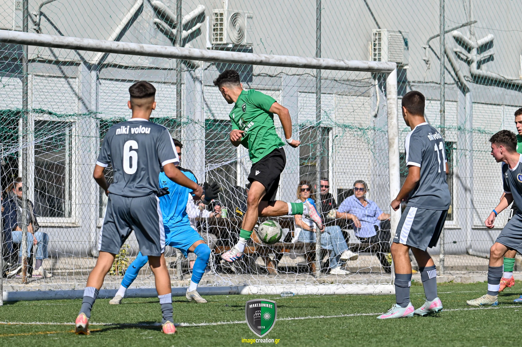 56-LiuwB.jpg