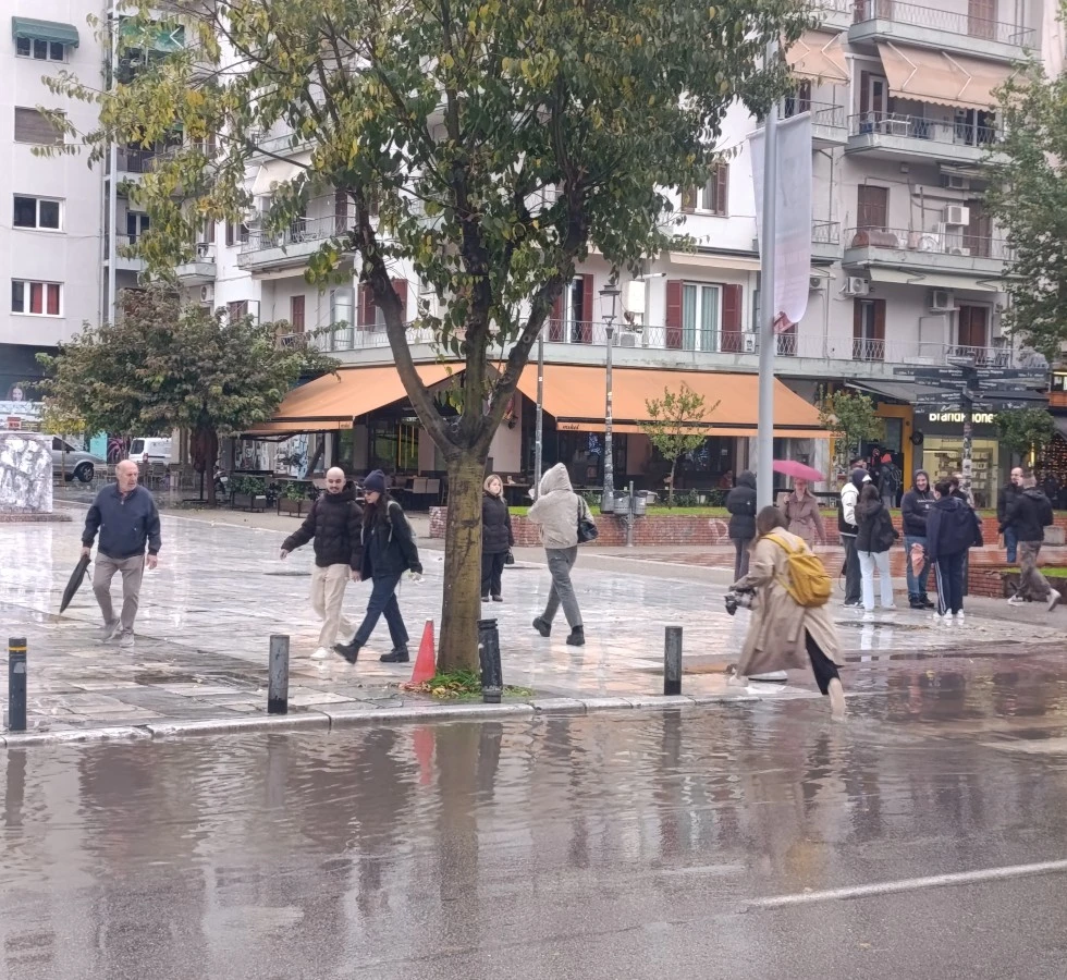 thessaloniki-vroxi.jpg