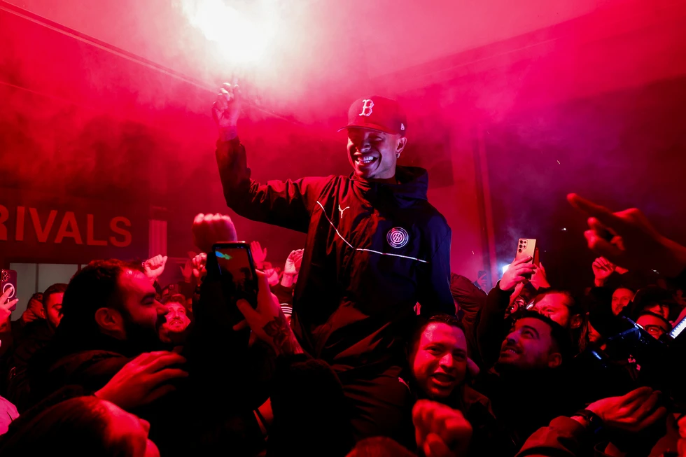 ofi-ypodoxh-3.jpg