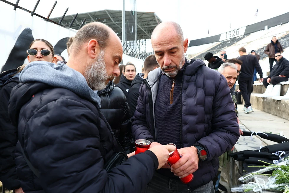 paok-b.jpg
