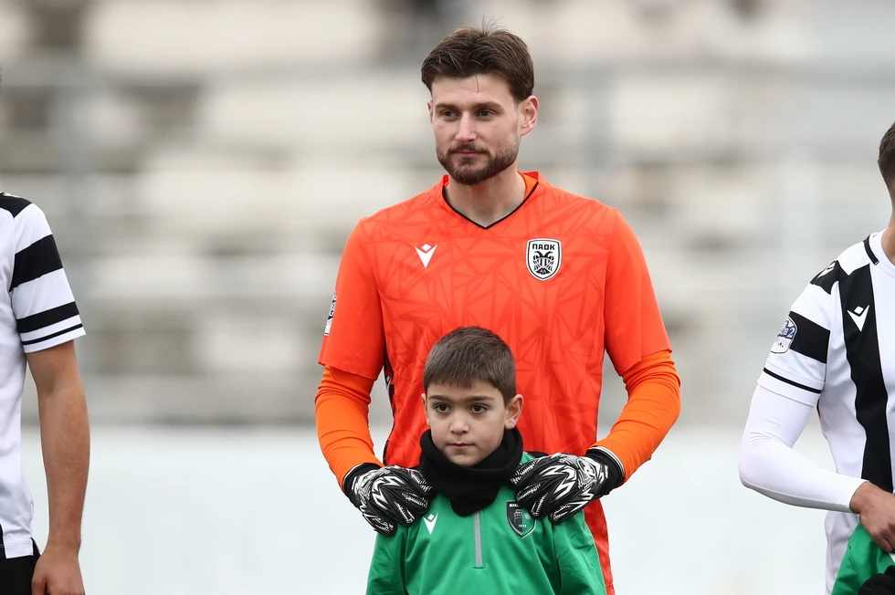nikolakoulis3.jpg