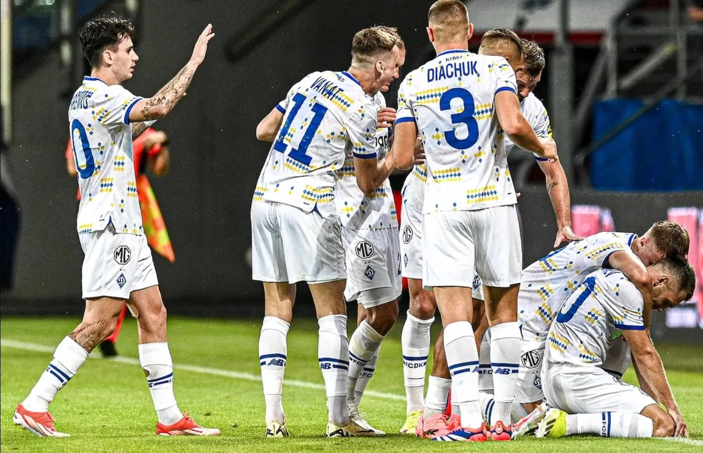 dinamo.jpg