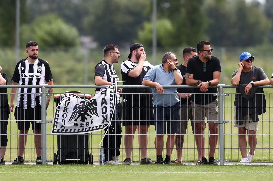 paok-fans-3.jpg