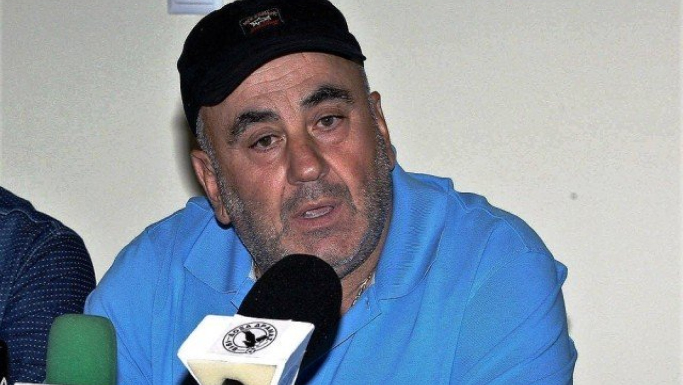 Μπύρος:               «Τα πέντε             λάθη μου»