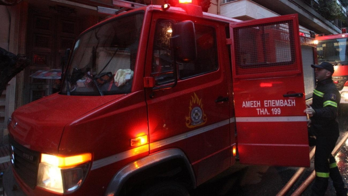 Θεσσαλονίκη: Μεγάλη φωτιά σε διαμέρισμα