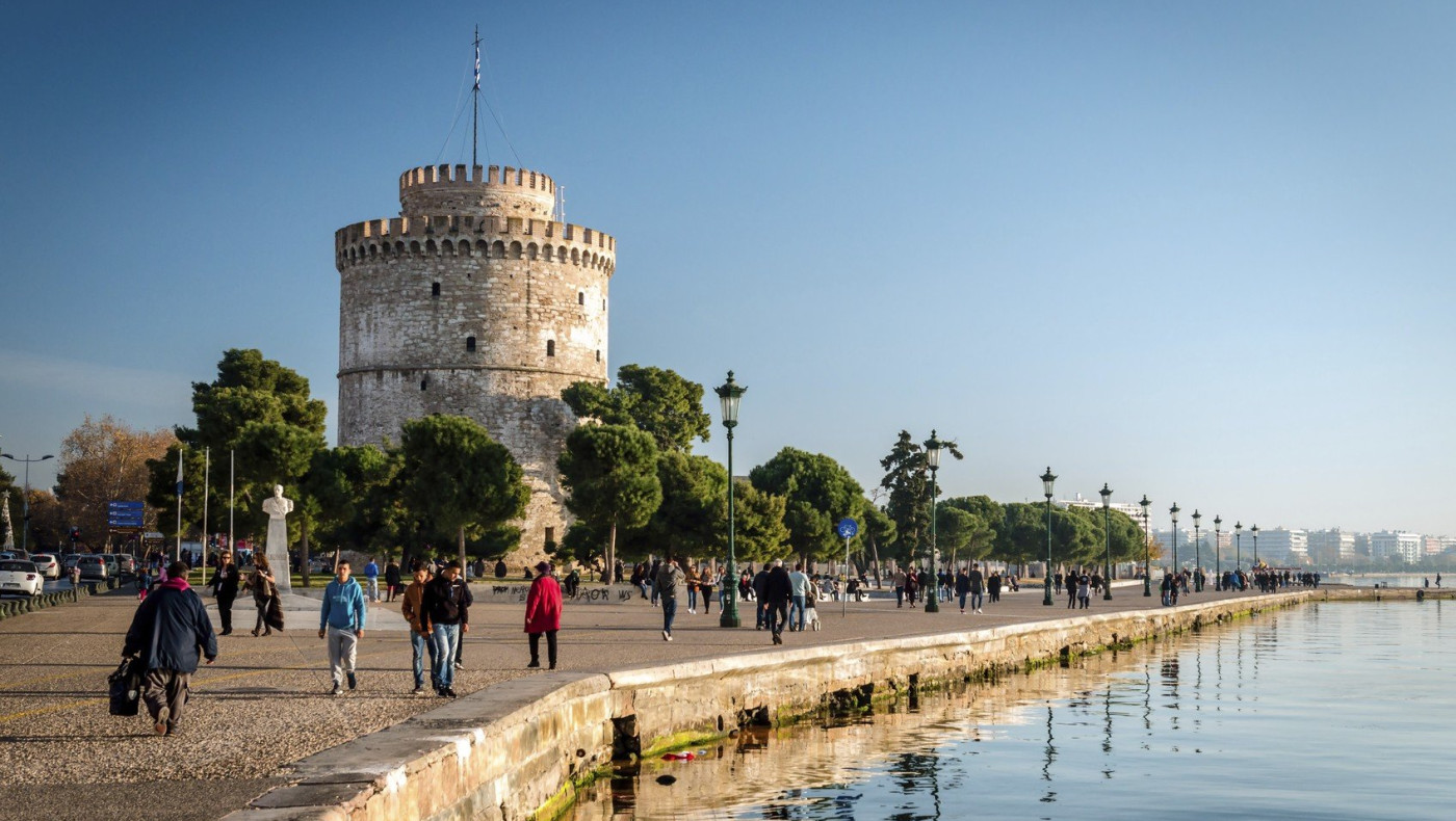 Παρέμβαση της αστυνομίας στην Παραλία Θεσσαλονίκης