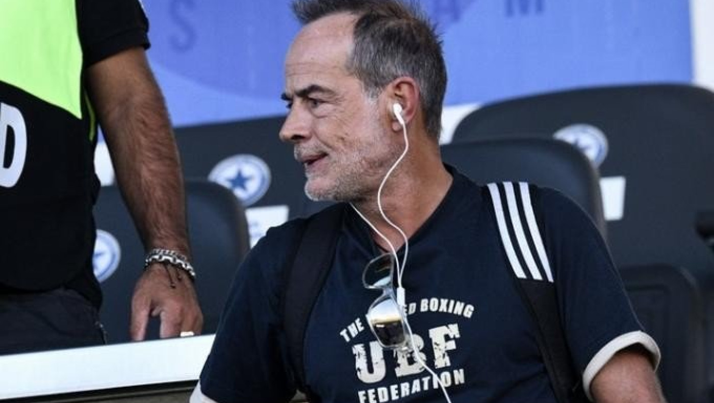 «Σε καμία ομάδα δε θα ταιριαζε τόσο το μπλε της επετειακής φανέλας όπως στον ΠΑΟΚ»