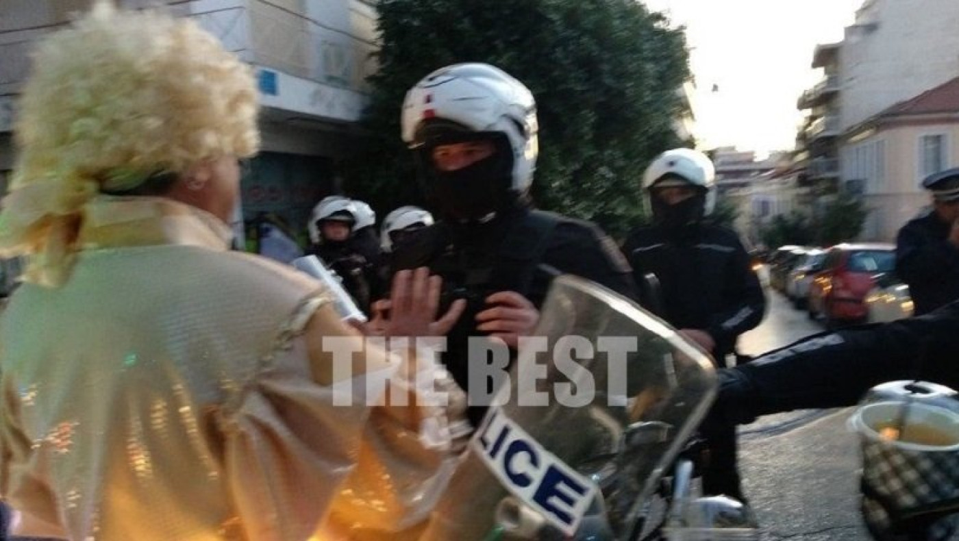 Κυνηγητό αστυνομίας - καρναβαλιστών στην Πάτρα