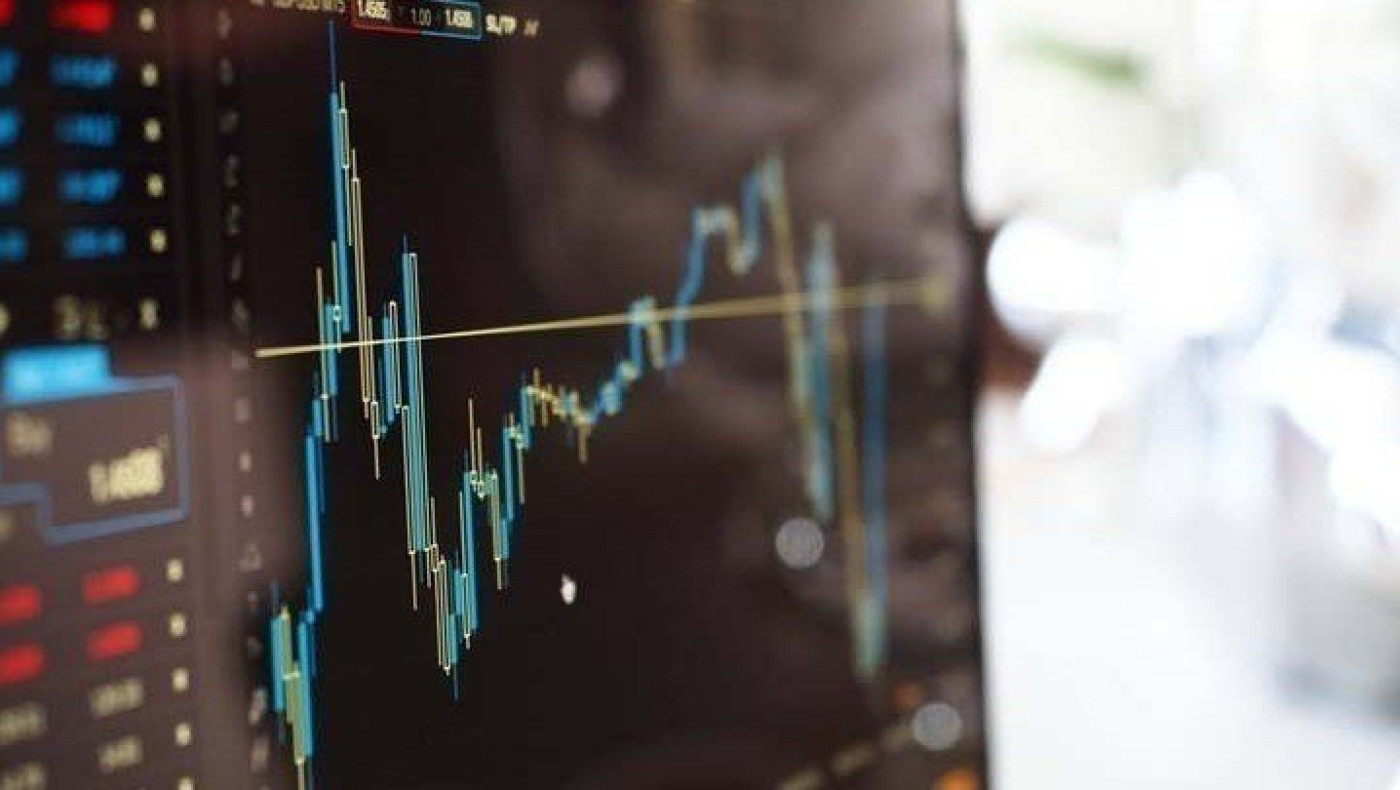 Πιέσεις δέχονται τα ελληνικά ομόλογα λόγω κοροναϊού