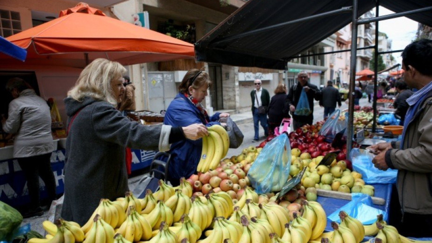 Απαγορεύονται οι δημόσιες συναθροίσεις άνω των 10 ατόμων, πρόστιμο 1000 ευρώ!