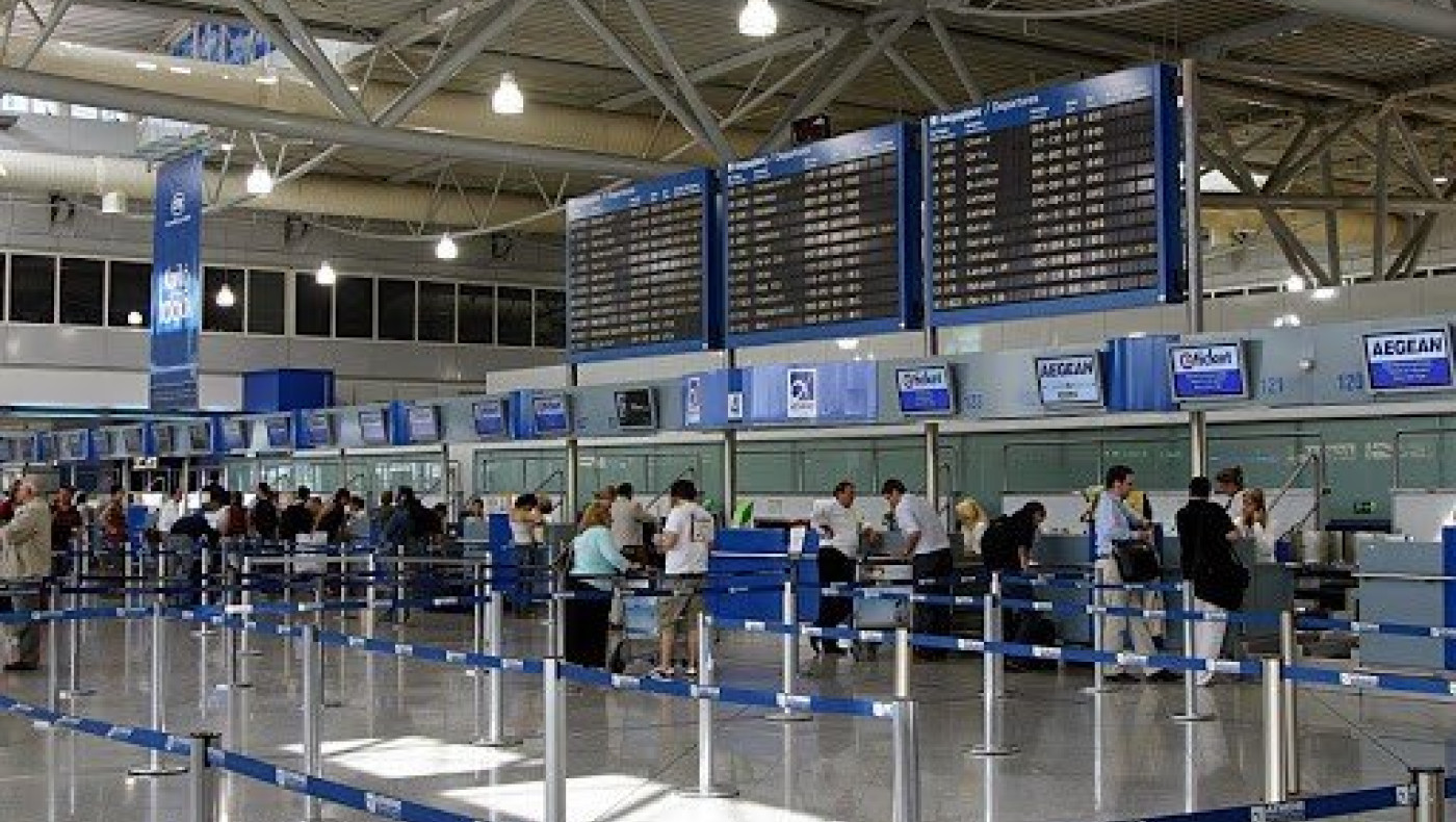 Διευρύνονται από σήμερα οι πτήσεις εσωτερικού, υποχρεωτικές οι μάσκες