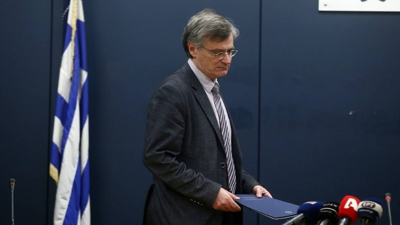 Απάντηση Τσιόδρα για την παρουσία του στη Θεία Λειτουργία
