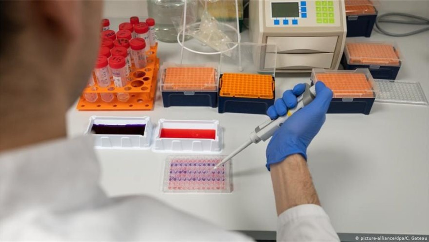 Κορωνοϊός: 887 νεκροί στη Βρετανία το τελευταίο 24ώρο