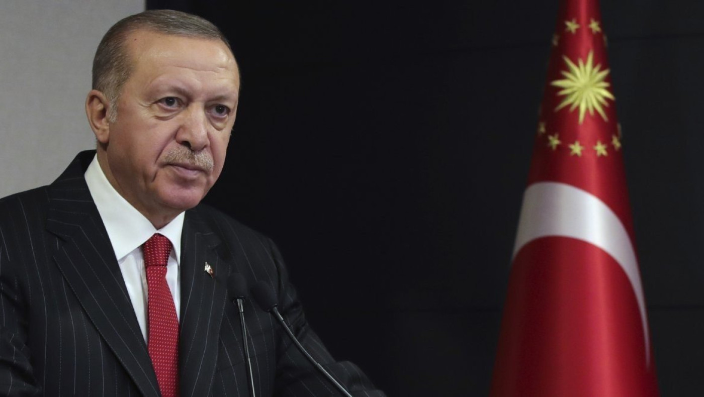 Σύμβουλος Ερντογάν: «Τα ελληνικά στρατεύματα στα νησιά θα πεθάνουν από πείνα»