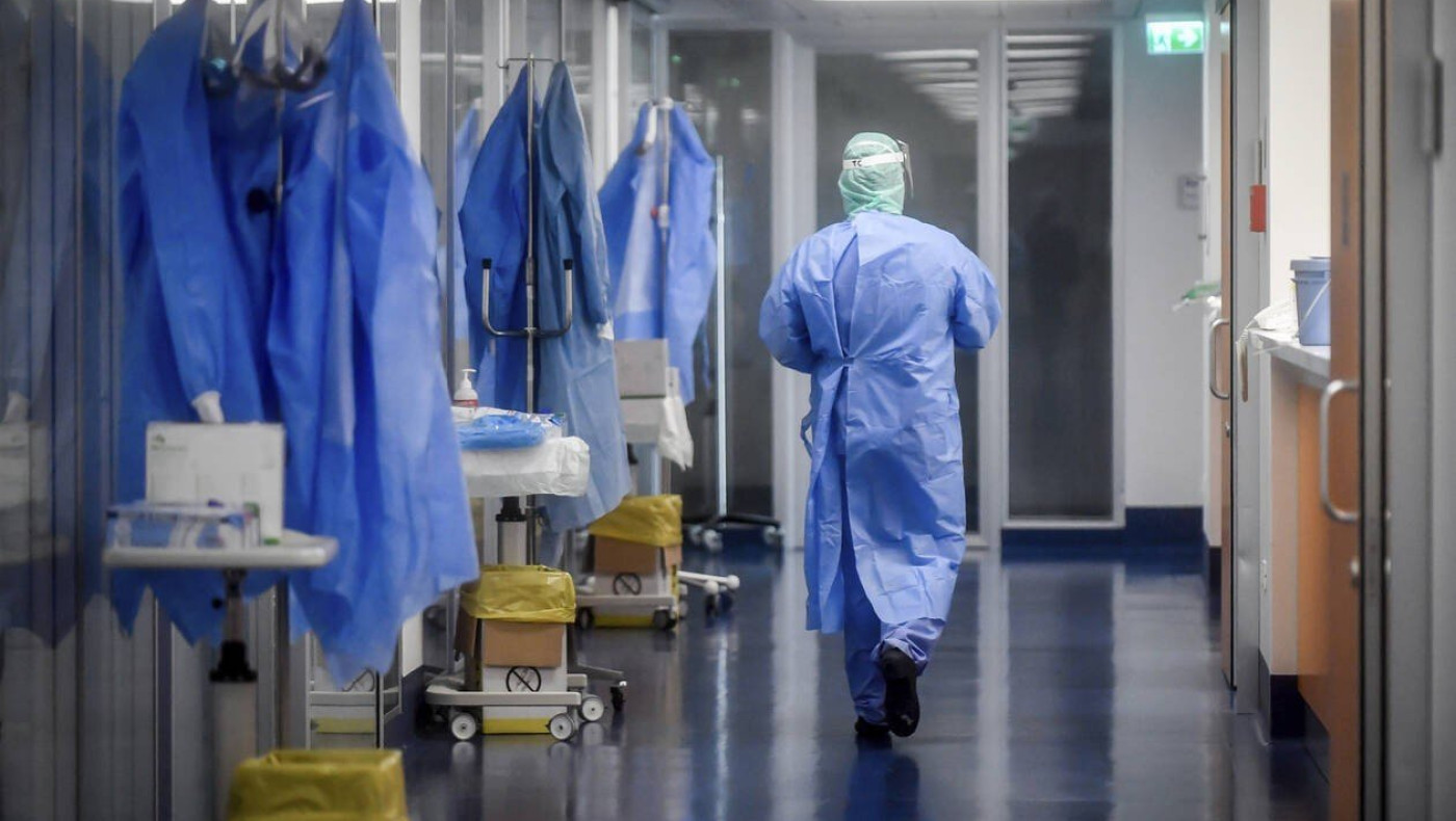 Συναγερμός: Θετικοί στον κορωνοϊό συγγενείς του 86χρονου από Λαμία
