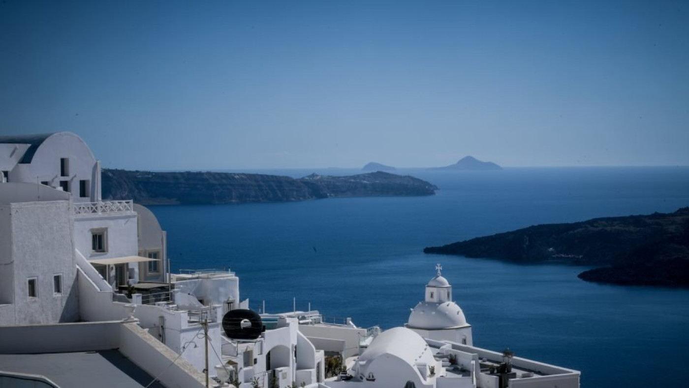 Σαντορίνη: Γιατί απαγορεύτηκαν οι πτήσεις ελικοπτέρων