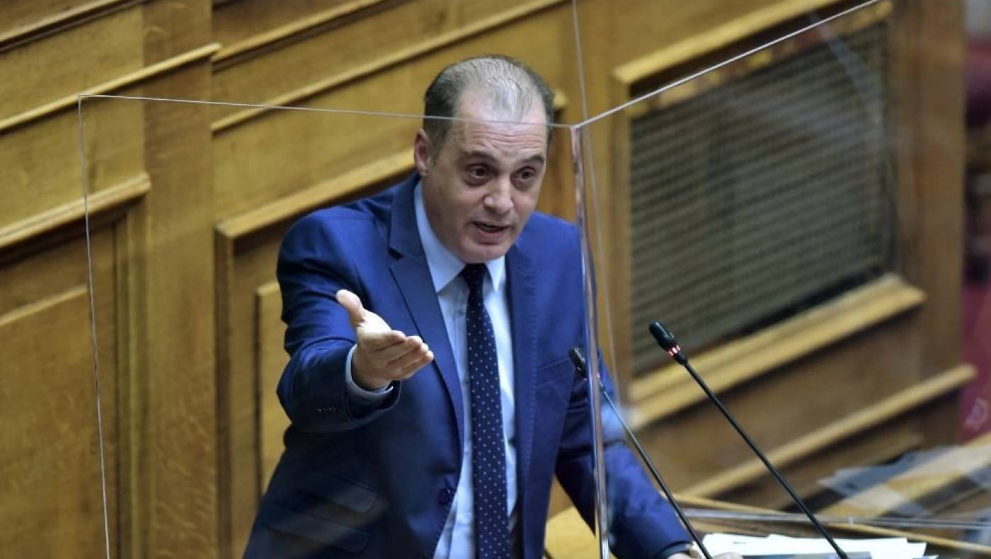 Επίθεση Βελόπουλου σε Αντετοκούνμπο: «Ελληνας γεννιέσαι!»