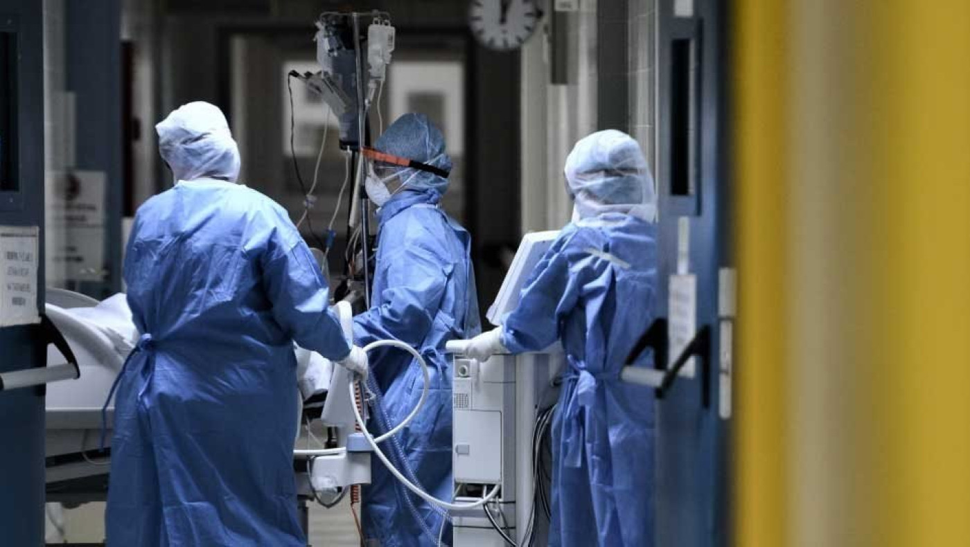 ΣΟΚ: 2.056 κρούσματα το τελευταίο 24ώρο στην Ελλάδα - 135 διασωληνωμένοι